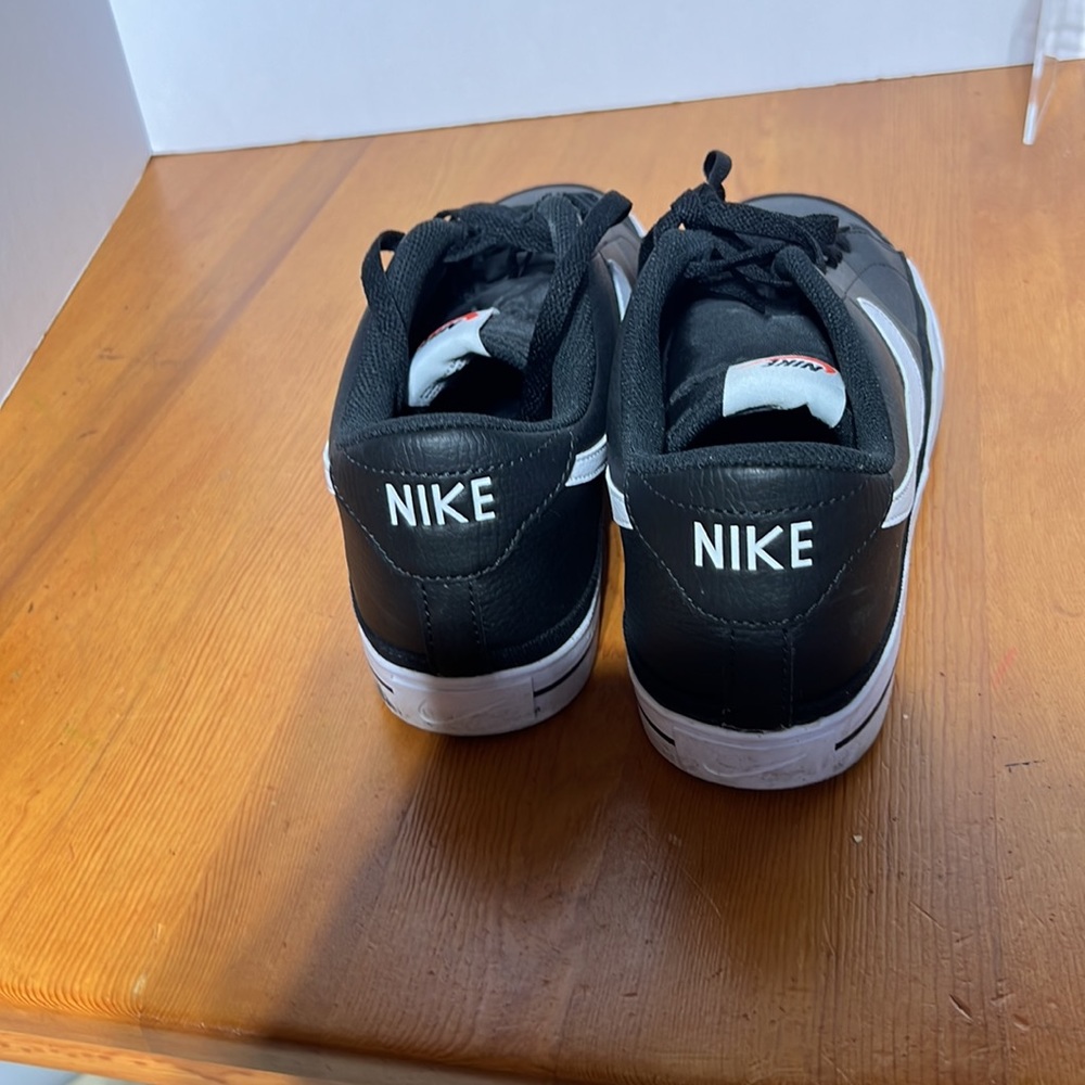 Men’s Nike Court Legacy Black And White Gym Shoes/Sne… Gem